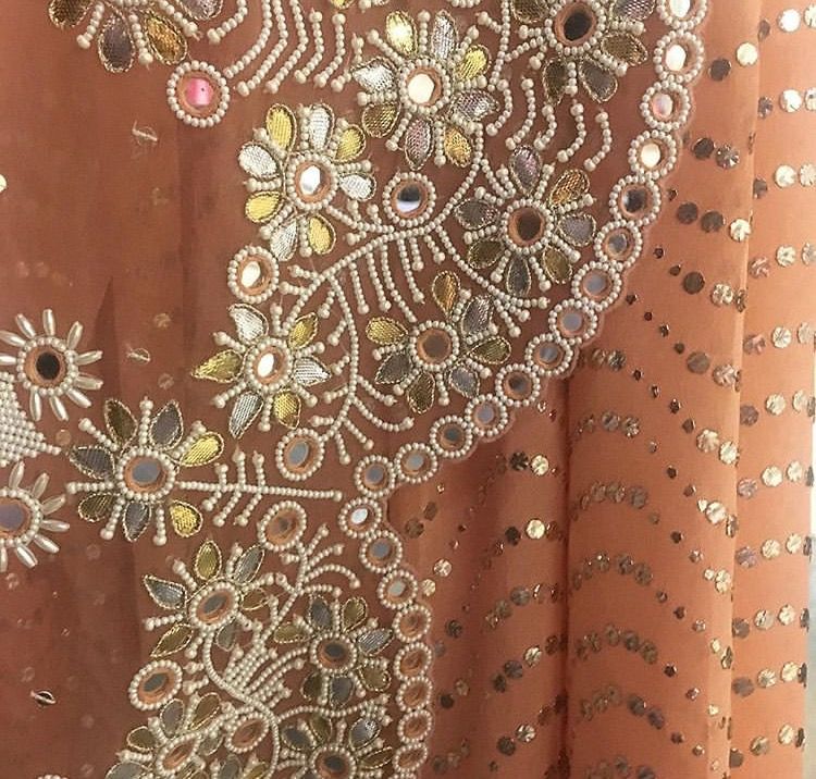 Mirror Geometric - handcrafted Indian embroidery by KarigariHub artisan